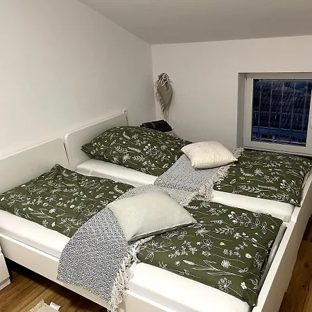 Apartment Center With Style & Tranquility Laichingen