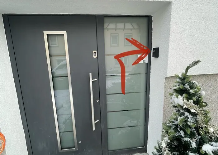 Apartment Center With Style & Tranquility *